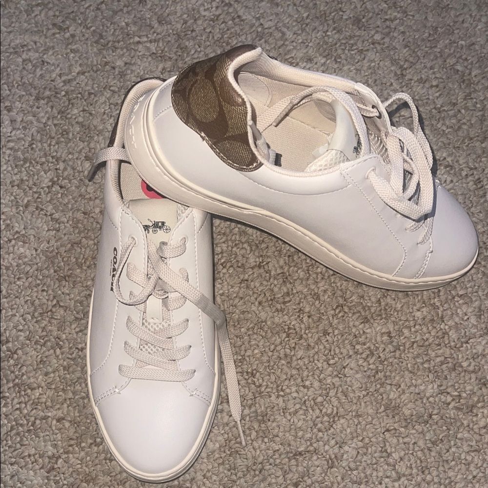 Coach Women's Cream and Brown logo Sneakers
